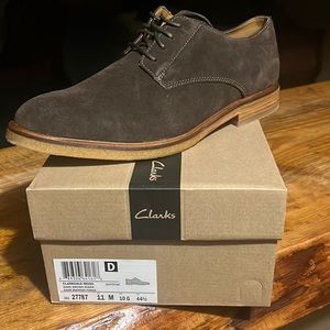 Clarks dress shoes